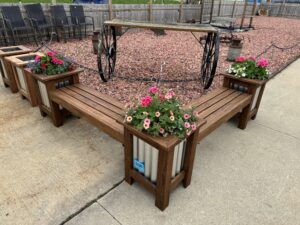 Corner Bench with Three Flower Pots